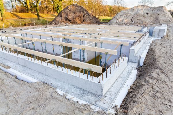 Cost of Concrete Foundation Pouring in Tracy