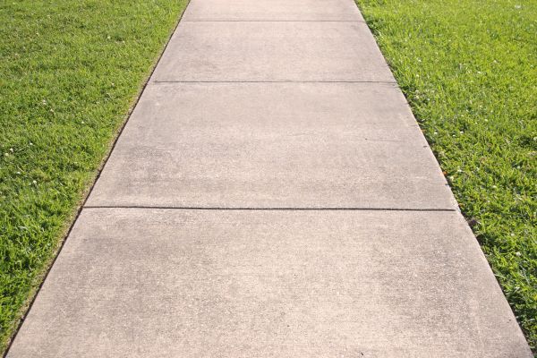 Cost of Sidewalk Replacement in Tracy