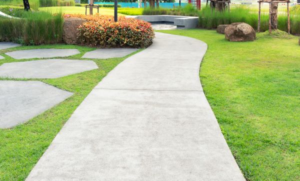 Cost of Path Installation in Tracy