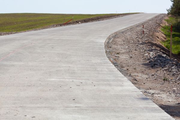 Cost of Driveway Cementing in Tracy