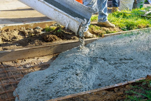Cost of Driveway Concrete Pouring in Tracy